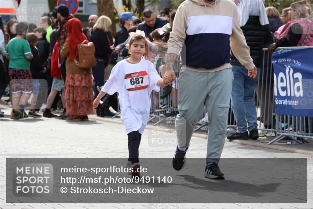 12.04.2026 - 45. Internationalen Wilhelmsburger Insellauf Strokosch-Dieckow http://msf.ph/oto/9491140 12.04.2026 14:12:19 Ziel  meine-sportfotos.de