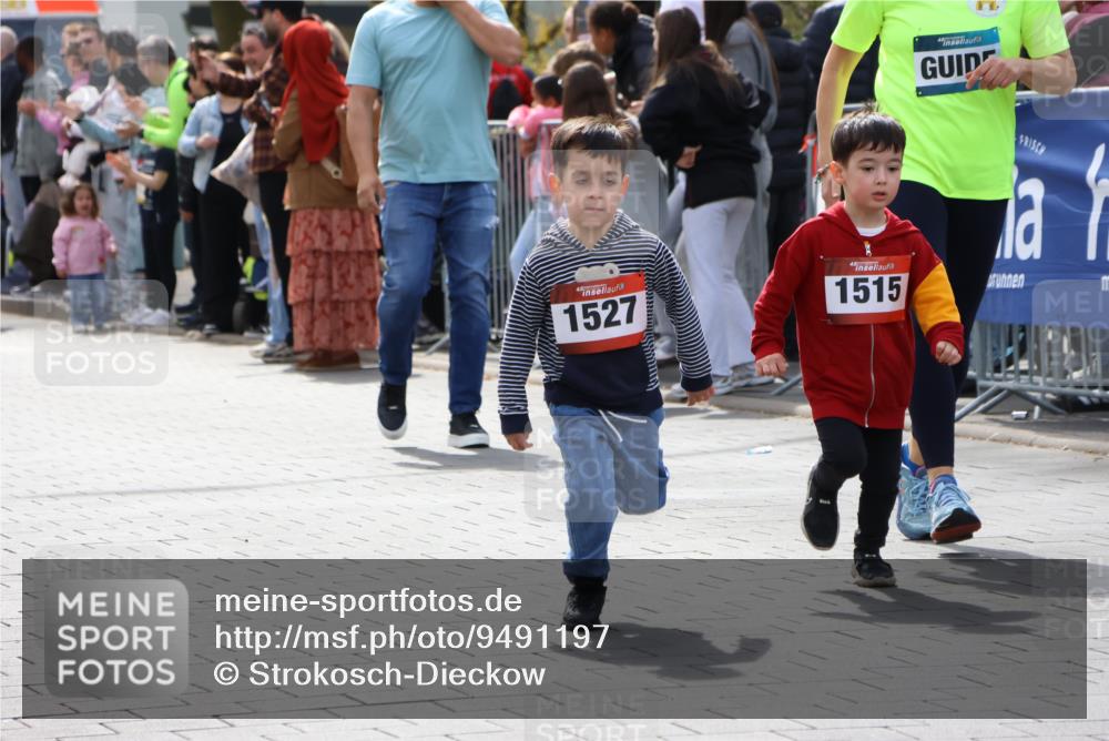 12.04.2026 - 45. Internationalen Wilhelmsburger Insellauf Strokosch-Dieckow http://msf.ph/oto/9491197 12.04.2026 14:11:19 Ziel 718, 962, 702, 655, 783, 773, 1527, 1515 meine-sportfotos.de