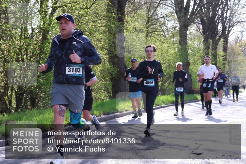 12.04.2026 - 45. Internationalen Wilhelmsburger Insellauf Yannick Fuchs http://msf.ph/oto/9491336 12.04.2026 10:41:23 Laufen 3183, 1576, 4596, 2255, 2142 meine-sportfotos.de