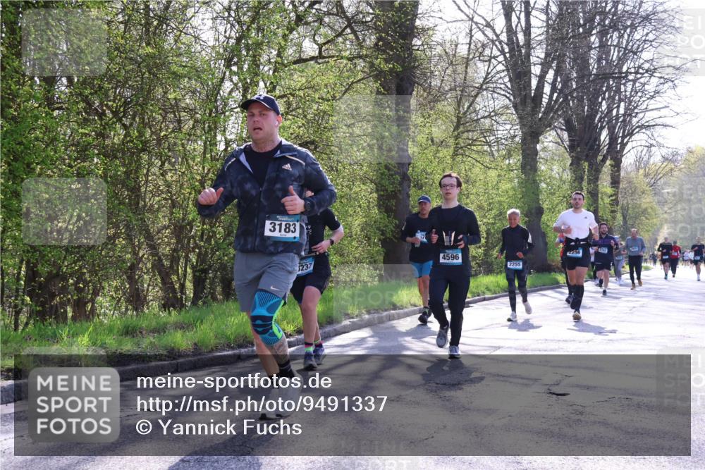 12.04.2026 - 45. Internationalen Wilhelmsburger Insellauf Yannick Fuchs http://msf.ph/oto/9491337 12.04.2026 10:41:23 Laufen 3183, 237, 4596, 2255, 256, 2162 meine-sportfotos.de