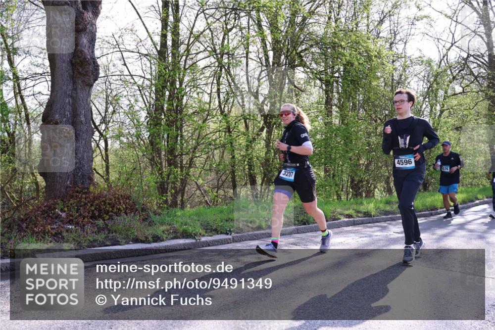 12.04.2026 - 45. Internationalen Wilhelmsburger Insellauf Yannick Fuchs http://msf.ph/oto/9491349 12.04.2026 10:41:25 Laufen 3237, 4596, 8576 meine-sportfotos.de