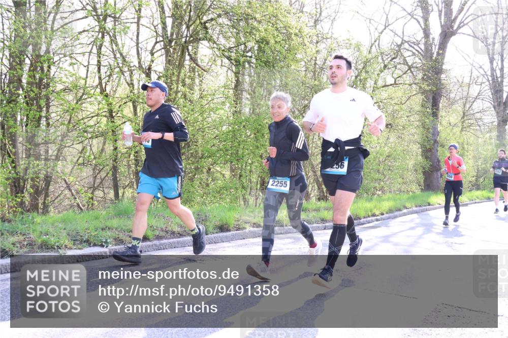 12.04.2026 - 45. Internationalen Wilhelmsburger Insellauf Yannick Fuchs http://msf.ph/oto/9491358 12.04.2026 10:41:27 Laufen 2255 meine-sportfotos.de