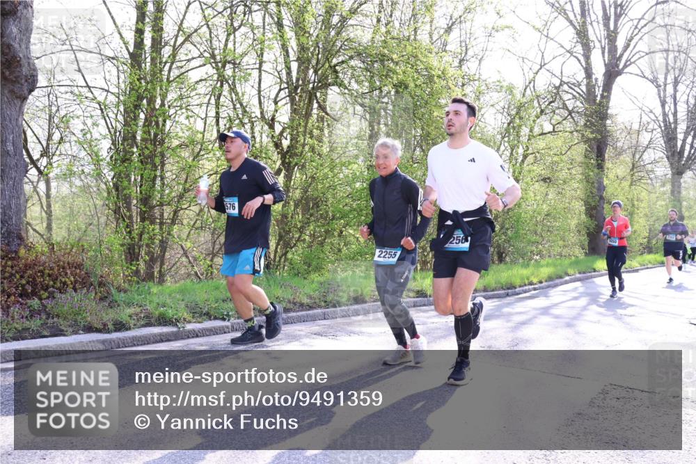 12.04.2026 - 45. Internationalen Wilhelmsburger Insellauf Yannick Fuchs http://msf.ph/oto/9491359 12.04.2026 10:41:27 Laufen 576, 2255, 256 meine-sportfotos.de