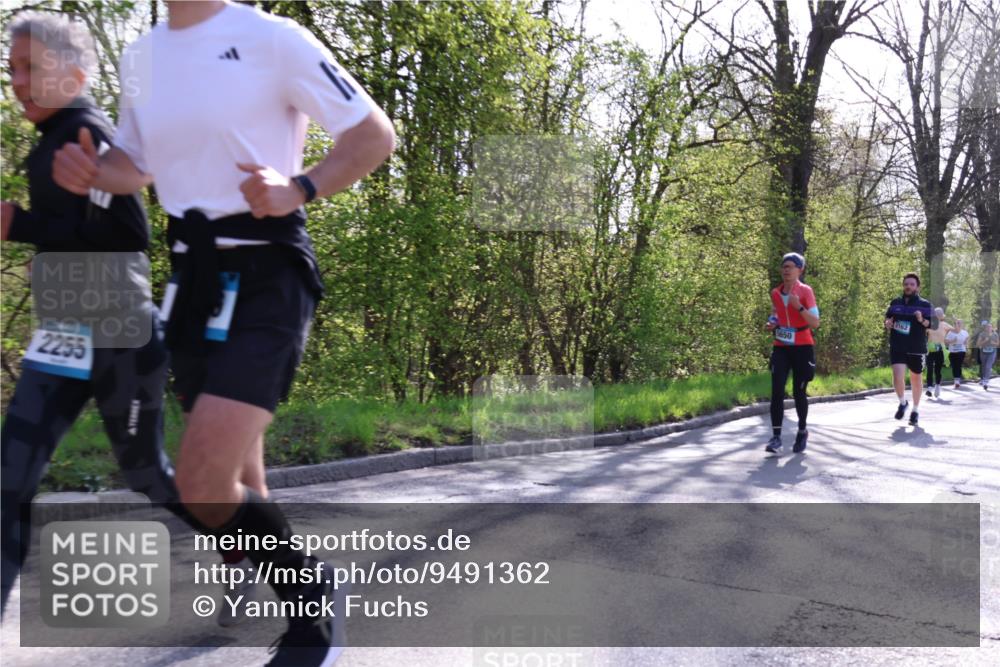 12.04.2026 - 45. Internationalen Wilhelmsburger Insellauf Yannick Fuchs http://msf.ph/oto/9491362 12.04.2026 10:41:28 Laufen 2255 meine-sportfotos.de