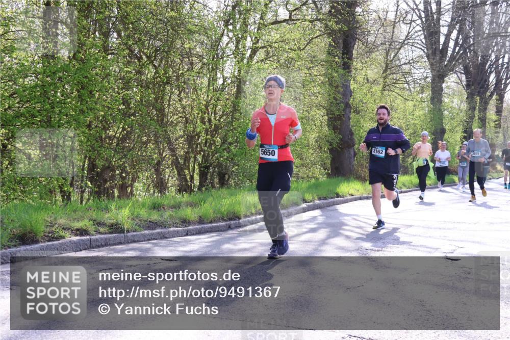12.04.2026 - 45. Internationalen Wilhelmsburger Insellauf Yannick Fuchs http://msf.ph/oto/9491367 12.04.2026 10:41:29 Laufen 2162, 3505, 5650, 2855 meine-sportfotos.de