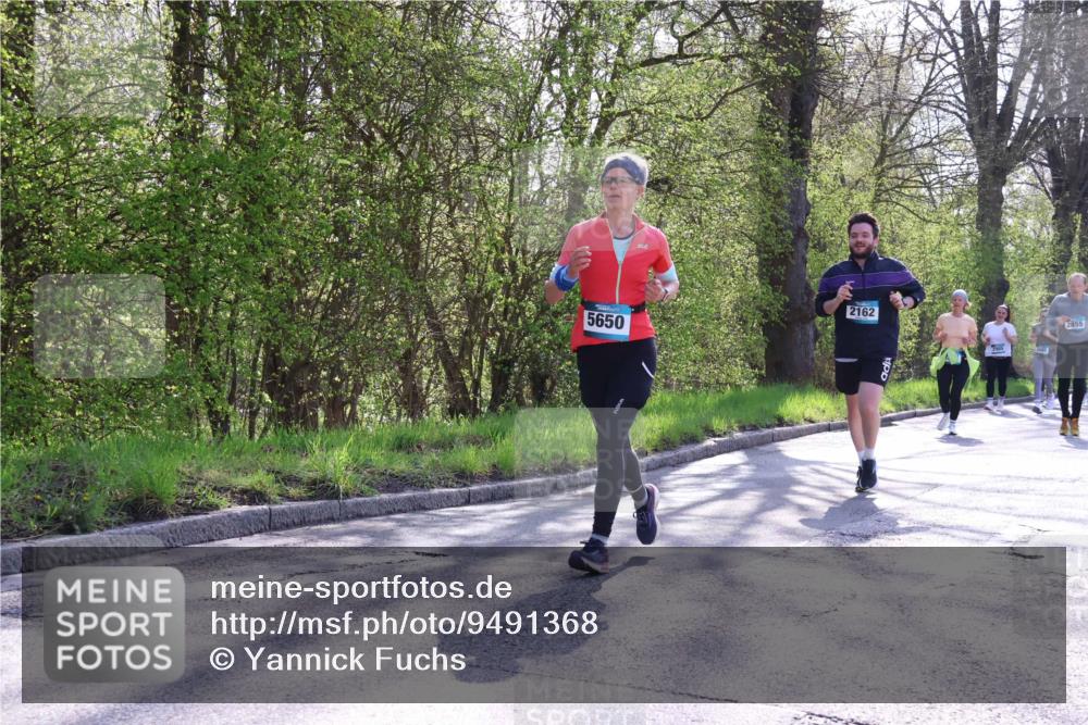 12.04.2026 - 45. Internationalen Wilhelmsburger Insellauf Yannick Fuchs http://msf.ph/oto/9491368 12.04.2026 10:41:29 Laufen 2162, 5650, 3505, 2855 meine-sportfotos.de