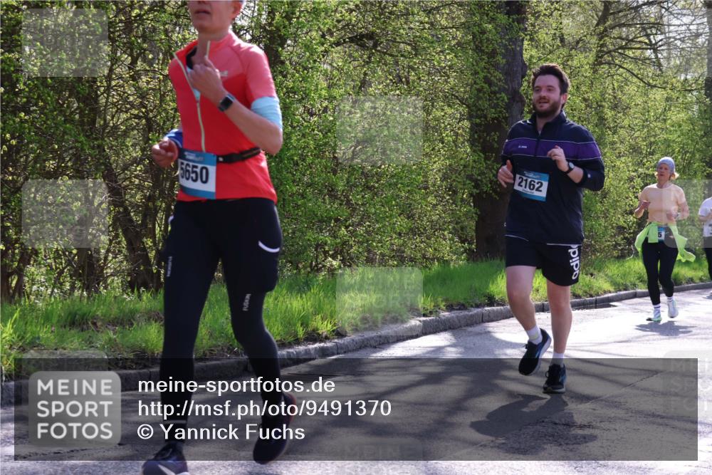 12.04.2026 - 45. Internationalen Wilhelmsburger Insellauf Yannick Fuchs http://msf.ph/oto/9491370 12.04.2026 10:41:29 Laufen 5650, 2162 meine-sportfotos.de