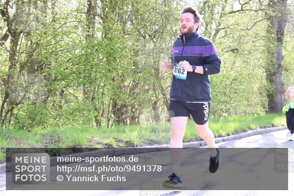 12.04.2026 - 45. Internationalen Wilhelmsburger Insellauf Yannick Fuchs http://msf.ph/oto/9491378 12.04.2026 10:41:31 Laufen 2162 meine-sportfotos.de