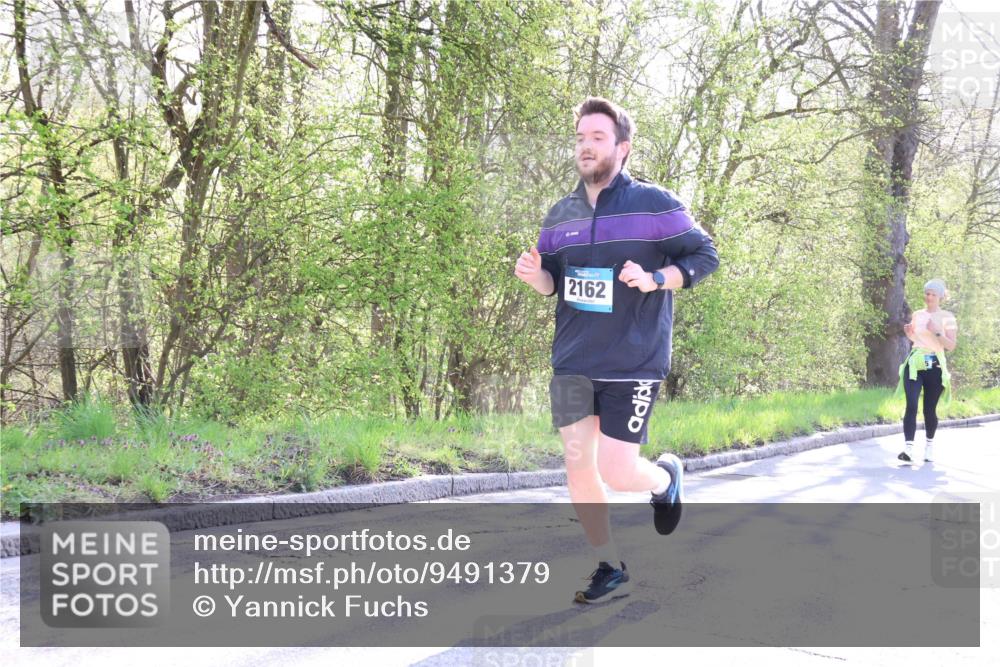 12.04.2026 - 45. Internationalen Wilhelmsburger Insellauf Yannick Fuchs http://msf.ph/oto/9491379 12.04.2026 10:41:31 Laufen 2162 meine-sportfotos.de