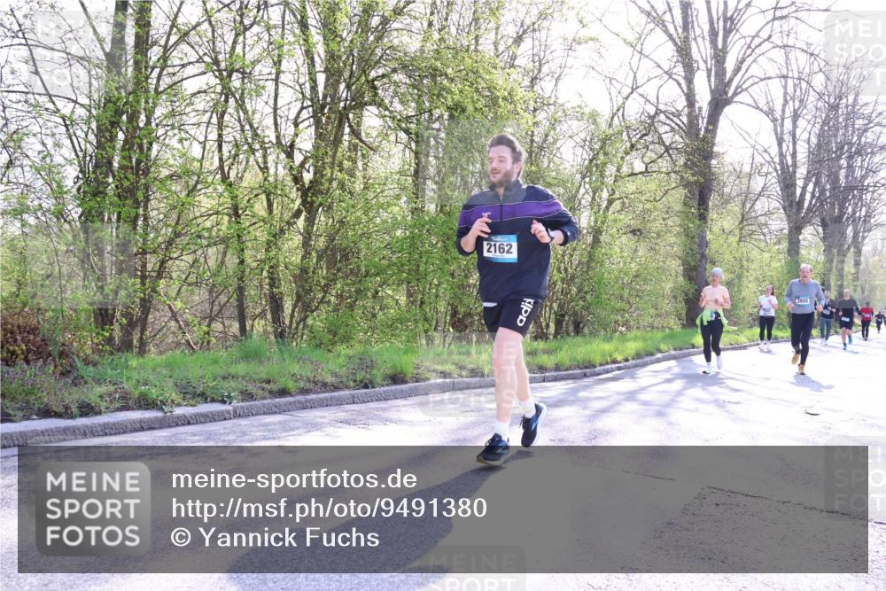 12.04.2026 - 45. Internationalen Wilhelmsburger Insellauf Yannick Fuchs http://msf.ph/oto/9491380 12.04.2026 10:41:31 Laufen 2162, 2855 meine-sportfotos.de