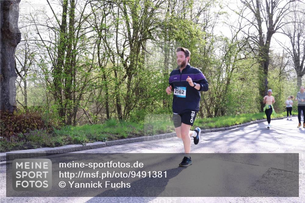 12.04.2026 - 45. Internationalen Wilhelmsburger Insellauf Yannick Fuchs http://msf.ph/oto/9491381 12.04.2026 10:41:31 Laufen 2162 meine-sportfotos.de