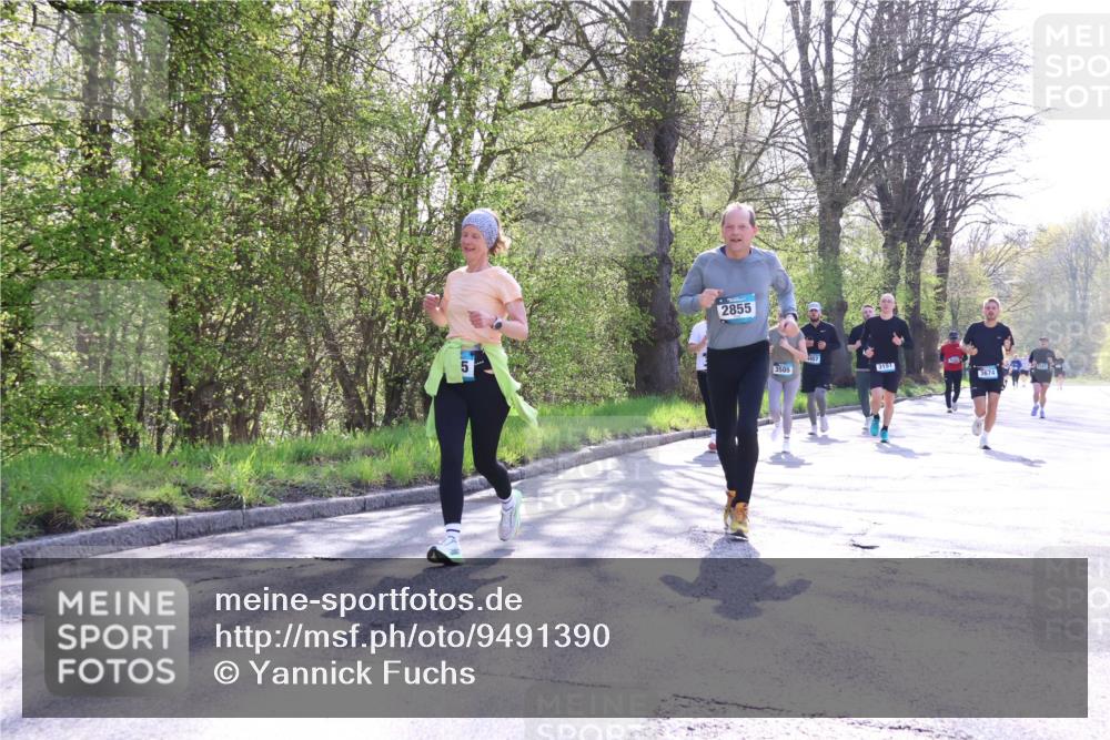12.04.2026 - 45. Internationalen Wilhelmsburger Insellauf Yannick Fuchs http://msf.ph/oto/9491390 12.04.2026 10:41:33 Laufen 5, 2855, 3505, 3151, 3674 meine-sportfotos.de