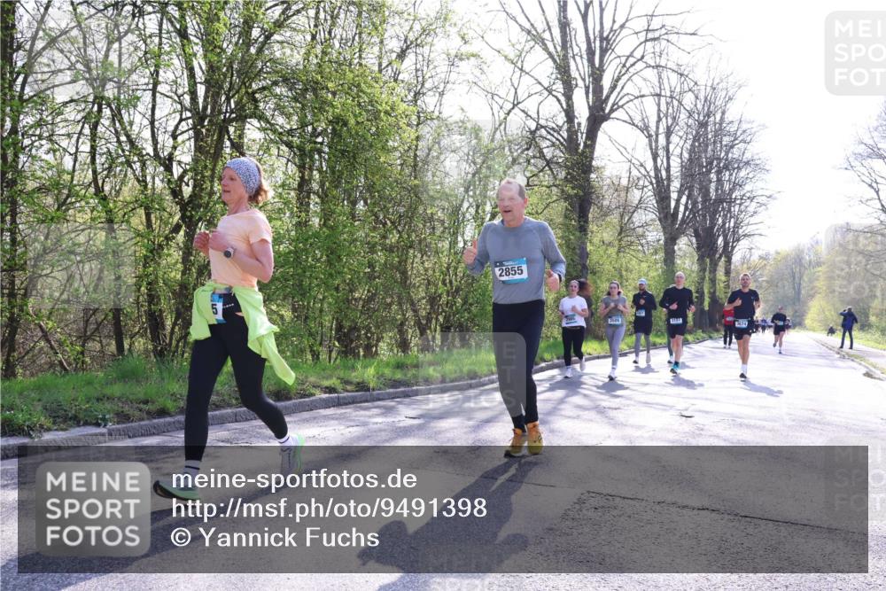 12.04.2026 - 45. Internationalen Wilhelmsburger Insellauf Yannick Fuchs http://msf.ph/oto/9491398 12.04.2026 10:41:34 Laufen 2855, 3505, 3151 meine-sportfotos.de