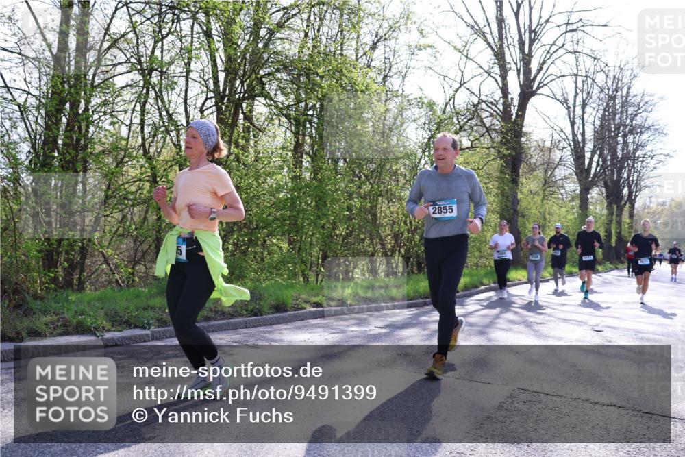 12.04.2026 - 45. Internationalen Wilhelmsburger Insellauf Yannick Fuchs http://msf.ph/oto/9491399 12.04.2026 10:41:34 Laufen 2855, 3505, 3151, 3674 meine-sportfotos.de