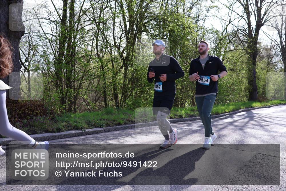 12.04.2026 - 45. Internationalen Wilhelmsburger Insellauf Yannick Fuchs http://msf.ph/oto/9491422 12.04.2026 10:41:39 Laufen 4457, 2554 meine-sportfotos.de