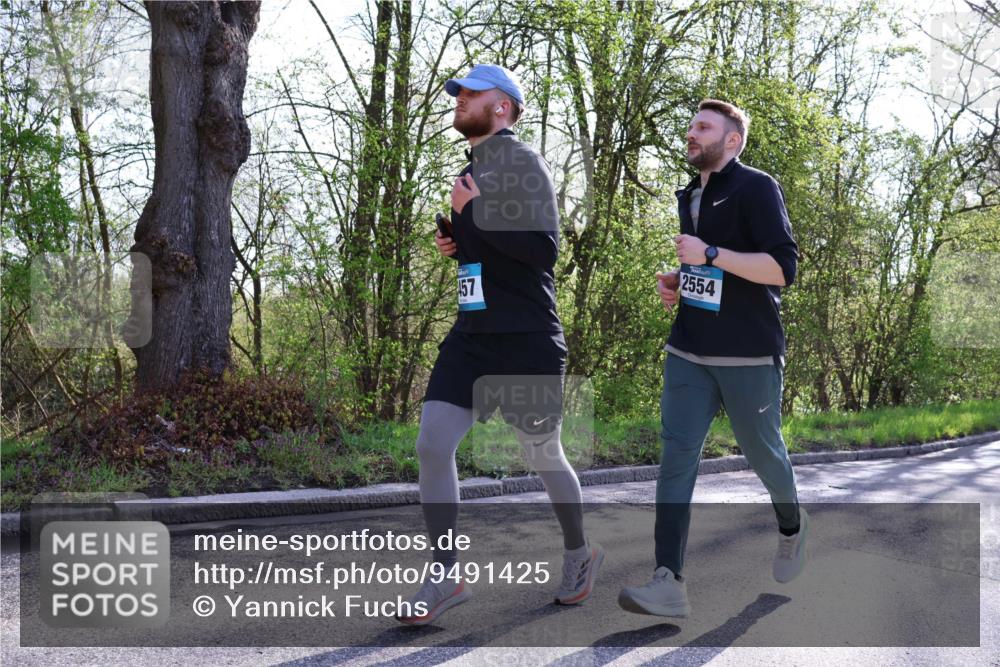 12.04.2026 - 45. Internationalen Wilhelmsburger Insellauf Yannick Fuchs http://msf.ph/oto/9491425 12.04.2026 10:41:39 Laufen 157, 2554 meine-sportfotos.de