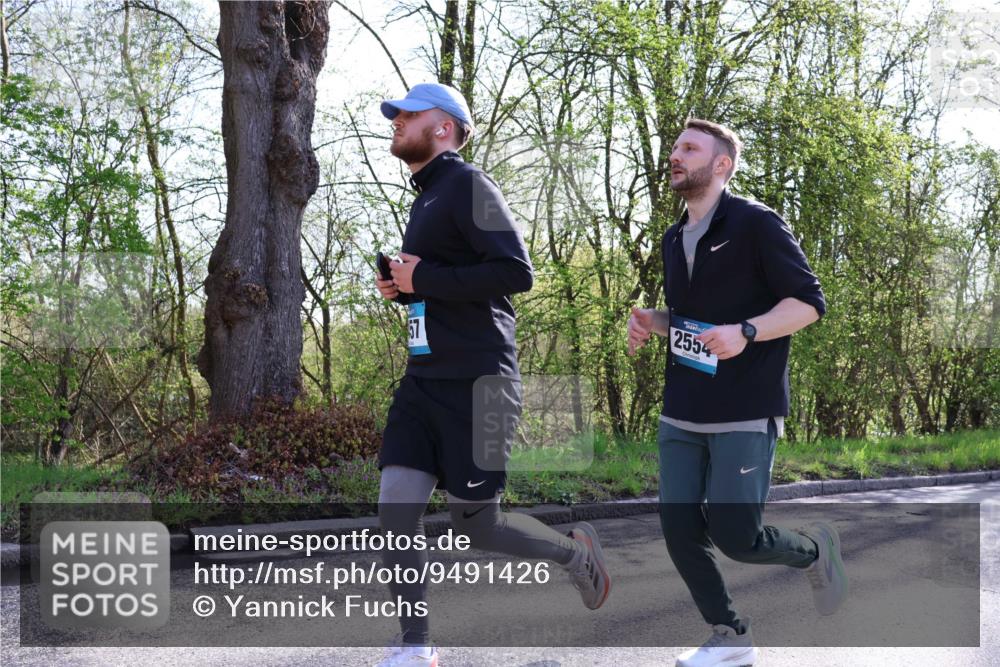 12.04.2026 - 45. Internationalen Wilhelmsburger Insellauf Yannick Fuchs http://msf.ph/oto/9491426 12.04.2026 10:41:39 Laufen 57, 2554 meine-sportfotos.de