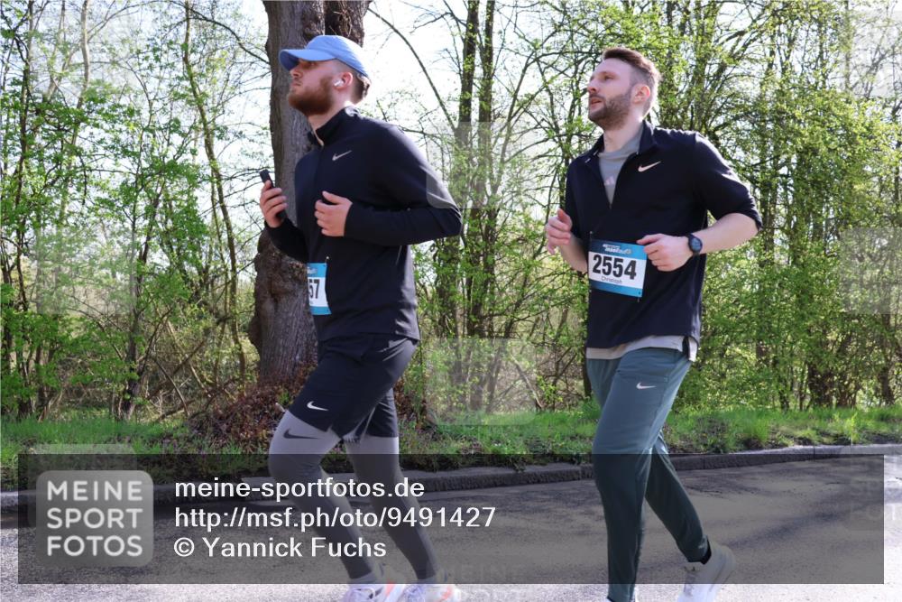 12.04.2026 - 45. Internationalen Wilhelmsburger Insellauf Yannick Fuchs http://msf.ph/oto/9491427 12.04.2026 10:41:40 Laufen 57, 2554 meine-sportfotos.de