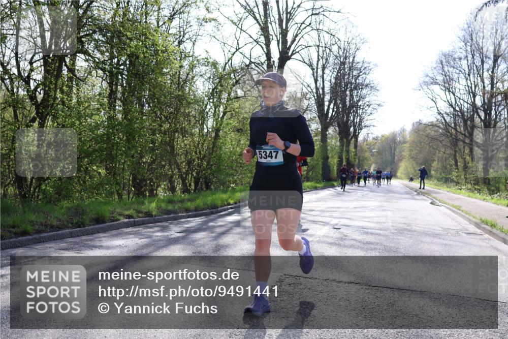 12.04.2026 - 45. Internationalen Wilhelmsburger Insellauf Yannick Fuchs http://msf.ph/oto/9491441 12.04.2026 10:41:43 Laufen 5347 meine-sportfotos.de