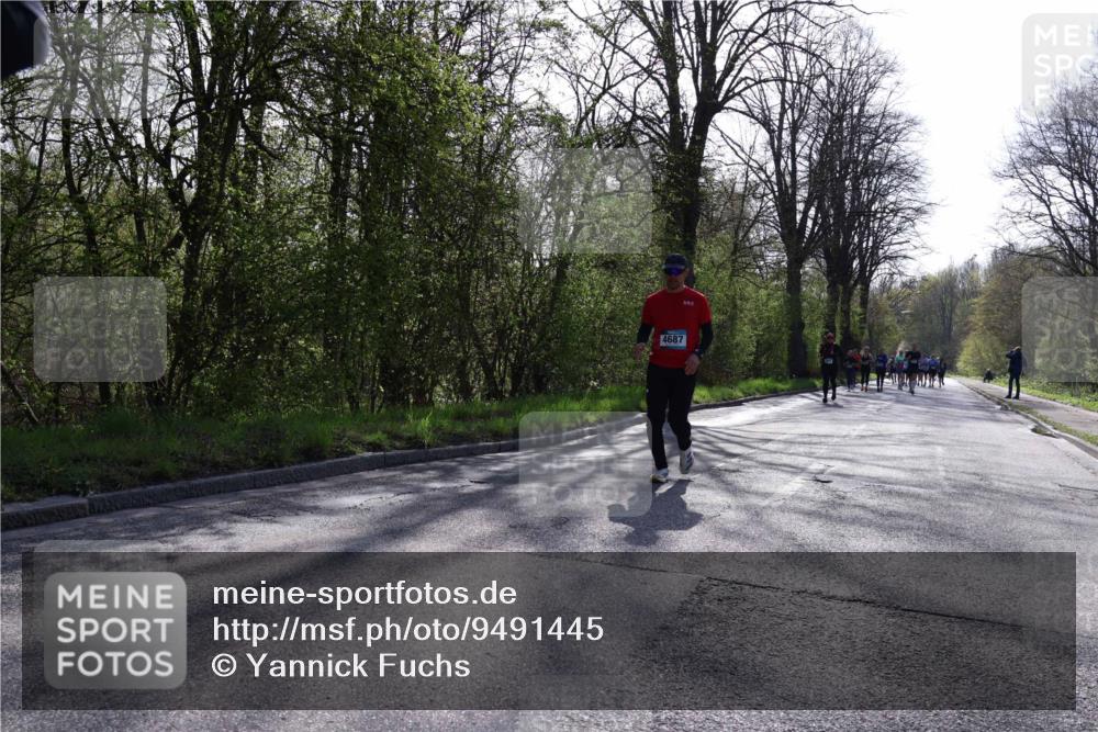 12.04.2026 - 45. Internationalen Wilhelmsburger Insellauf Yannick Fuchs http://msf.ph/oto/9491445 12.04.2026 10:41:44 Laufen 4687 meine-sportfotos.de