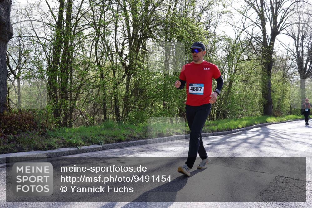 12.04.2026 - 45. Internationalen Wilhelmsburger Insellauf Yannick Fuchs http://msf.ph/oto/9491454 12.04.2026 10:41:45 Laufen 4687, 5491 meine-sportfotos.de