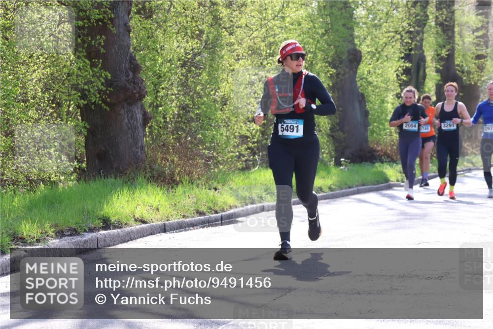 12.04.2026 - 45. Internationalen Wilhelmsburger Insellauf Yannick Fuchs http://msf.ph/oto/9491456 12.04.2026 10:41:46 Laufen 5491, 2004, 3291, 740, 297 meine-sportfotos.de