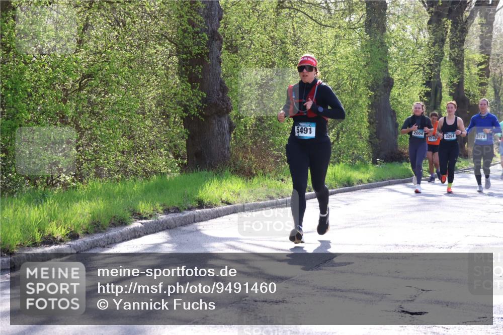 12.04.2026 - 45. Internationalen Wilhelmsburger Insellauf Yannick Fuchs http://msf.ph/oto/9491460 12.04.2026 10:41:47 Laufen 5491, 2004, 3291, 2978, 5740 meine-sportfotos.de