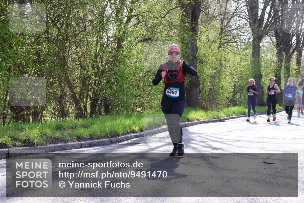 12.04.2026 - 45. Internationalen Wilhelmsburger Insellauf Yannick Fuchs http://msf.ph/oto/9491470 12.04.2026 10:41:49 Laufen 5491, 2004, 3291, 978 meine-sportfotos.de