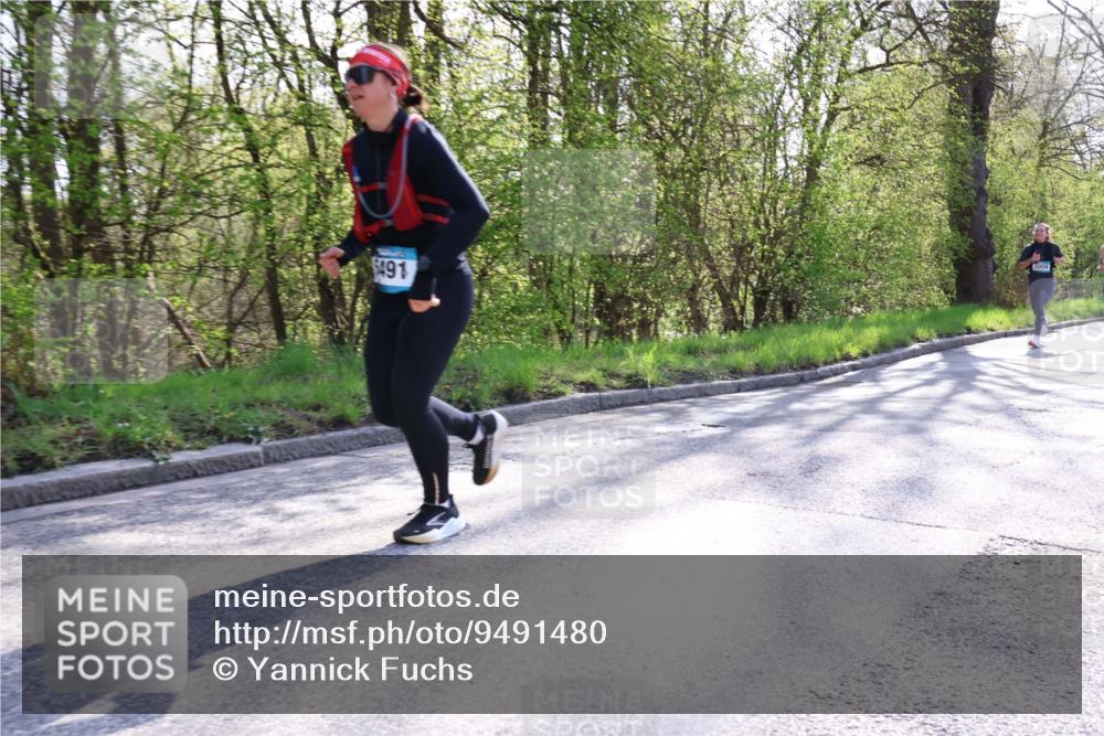 12.04.2026 - 45. Internationalen Wilhelmsburger Insellauf Yannick Fuchs http://msf.ph/oto/9491480 12.04.2026 10:41:50 Laufen 491, 2004 meine-sportfotos.de