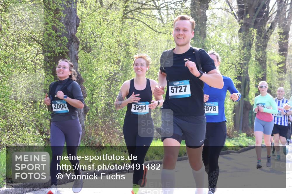 12.04.2026 - 45. Internationalen Wilhelmsburger Insellauf Yannick Fuchs http://msf.ph/oto/9491482 12.04.2026 10:41:51 Laufen 2004, 3291, 5727, 978, 3705, 958 meine-sportfotos.de