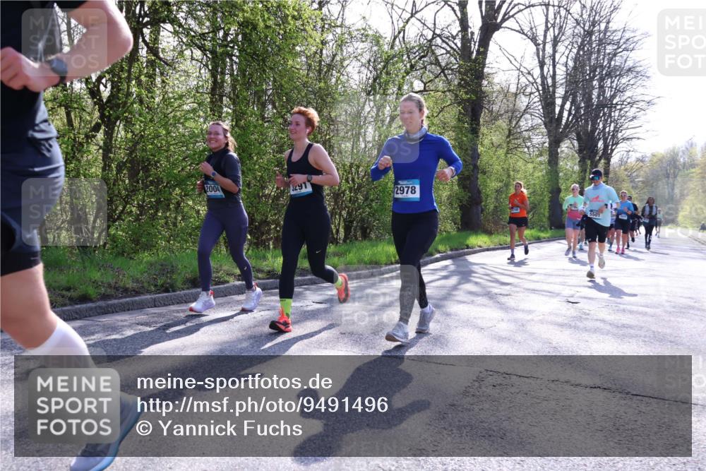 12.04.2026 - 45. Internationalen Wilhelmsburger Insellauf Yannick Fuchs http://msf.ph/oto/9491496 12.04.2026 10:41:54 Laufen 2004, 3291, 2978, 0945, 5501 meine-sportfotos.de