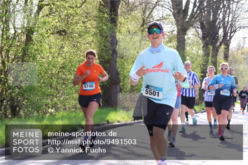 12.04.2026 - 45. Internationalen Wilhelmsburger Insellauf Yannick Fuchs http://msf.ph/oto/9491503 12.04.2026 10:41:55 Laufen 5740, 5501, 95, 2957, 2600 meine-sportfotos.de
