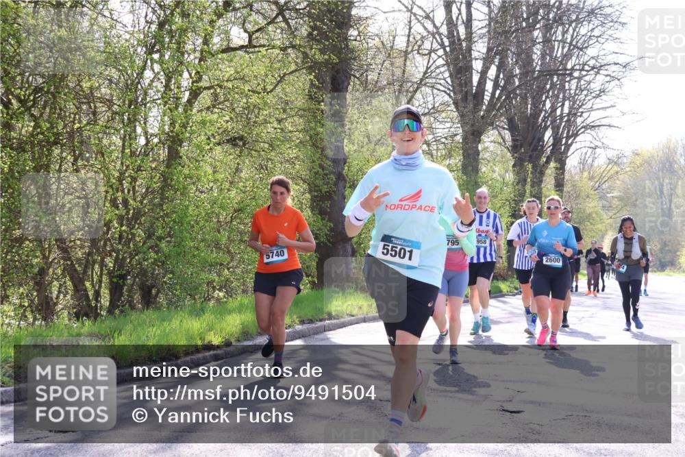 12.04.2026 - 45. Internationalen Wilhelmsburger Insellauf Yannick Fuchs http://msf.ph/oto/9491504 12.04.2026 10:41:56 Laufen 5740, 5501, 958, 795, 2600 meine-sportfotos.de