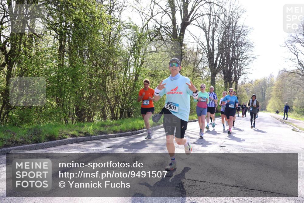 12.04.2026 - 45. Internationalen Wilhelmsburger Insellauf Yannick Fuchs http://msf.ph/oto/9491507 12.04.2026 10:41:56 Laufen 5740, 5501, 2795, 299, 2600 meine-sportfotos.de