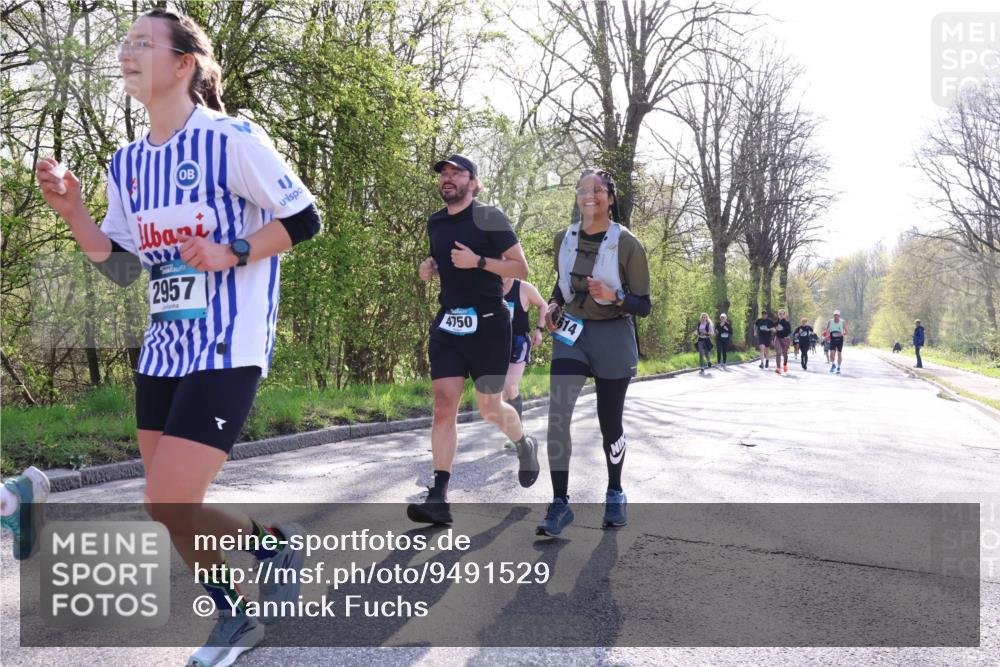 12.04.2026 - 45. Internationalen Wilhelmsburger Insellauf Yannick Fuchs http://msf.ph/oto/9491529 12.04.2026 10:42:00 Laufen 2957, 4750, 614 meine-sportfotos.de