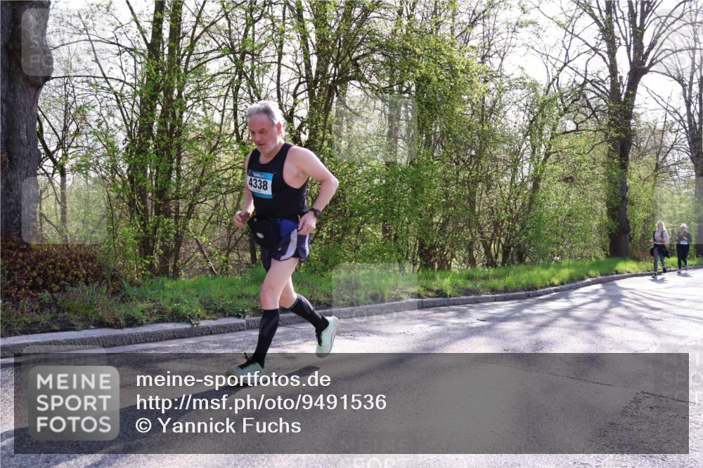 12.04.2026 - 45. Internationalen Wilhelmsburger Insellauf Yannick Fuchs http://msf.ph/oto/9491536 12.04.2026 10:42:02 Laufen 4338 meine-sportfotos.de