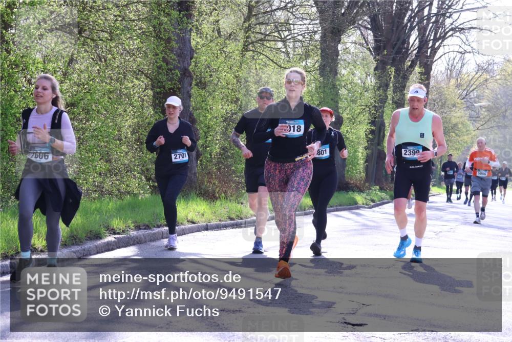 12.04.2026 - 45. Internationalen Wilhelmsburger Insellauf Yannick Fuchs http://msf.ph/oto/9491547 12.04.2026 10:42:04 Laufen 2506, 2701, 18, 801, 2390, 5006 meine-sportfotos.de