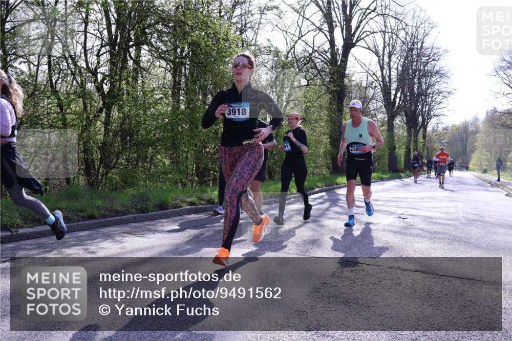 12.04.2026 - 45. Internationalen Wilhelmsburger Insellauf Yannick Fuchs http://msf.ph/oto/9491562 12.04.2026 10:42:07 Laufen 3918, 239 meine-sportfotos.de