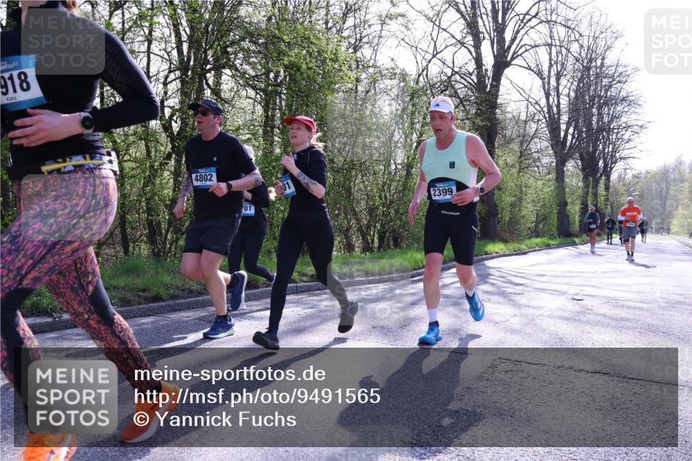 12.04.2026 - 45. Internationalen Wilhelmsburger Insellauf Yannick Fuchs http://msf.ph/oto/9491565 12.04.2026 10:42:07 Laufen 918, 4802, 01, 2399 meine-sportfotos.de