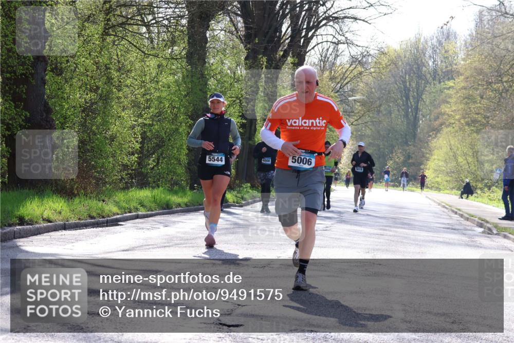 12.04.2026 - 45. Internationalen Wilhelmsburger Insellauf Yannick Fuchs http://msf.ph/oto/9491575 12.04.2026 10:42:10 Laufen 4008, 5006, 5618, 5544 meine-sportfotos.de