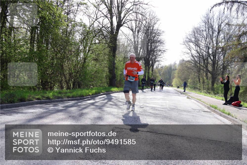 12.04.2026 - 45. Internationalen Wilhelmsburger Insellauf Yannick Fuchs http://msf.ph/oto/9491585 12.04.2026 10:42:11 Laufen 5006 meine-sportfotos.de