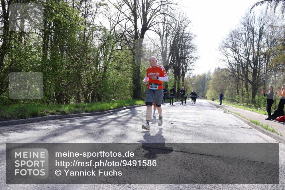12.04.2026 - 45. Internationalen Wilhelmsburger Insellauf Yannick Fuchs http://msf.ph/oto/9491586 12.04.2026 10:42:12 Laufen 5006 meine-sportfotos.de