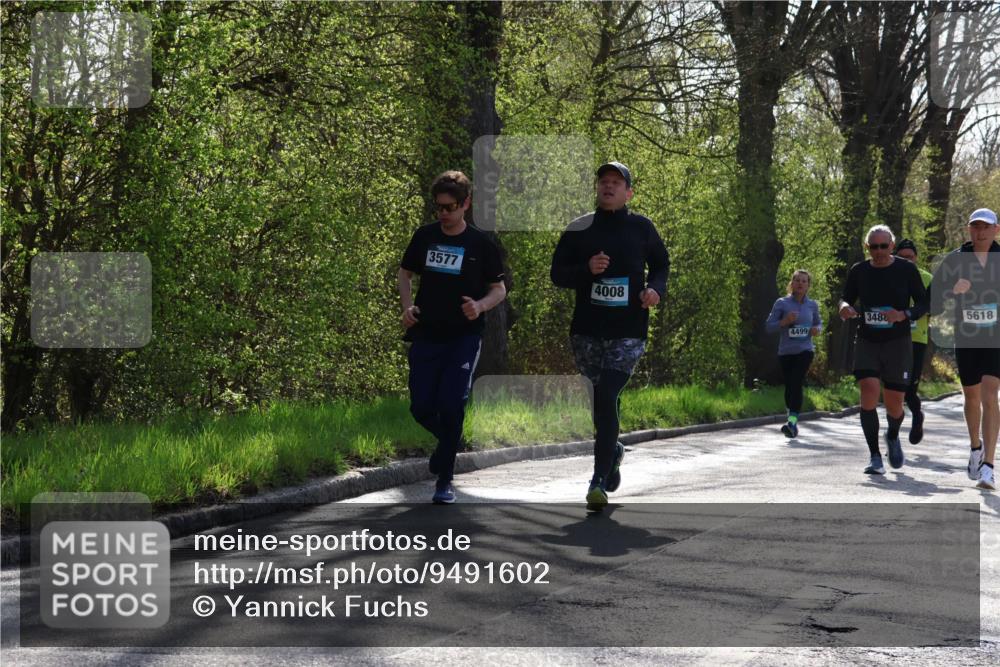 12.04.2026 - 45. Internationalen Wilhelmsburger Insellauf Yannick Fuchs http://msf.ph/oto/9491602 12.04.2026 10:42:15 Laufen 3577, 4008, 4499, 5618, 3488 meine-sportfotos.de