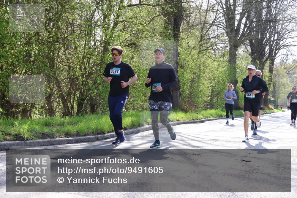 12.04.2026 - 45. Internationalen Wilhelmsburger Insellauf Yannick Fuchs http://msf.ph/oto/9491605 12.04.2026 10:42:16 Laufen 3577, 400, 4499, 5618, 4277 meine-sportfotos.de
