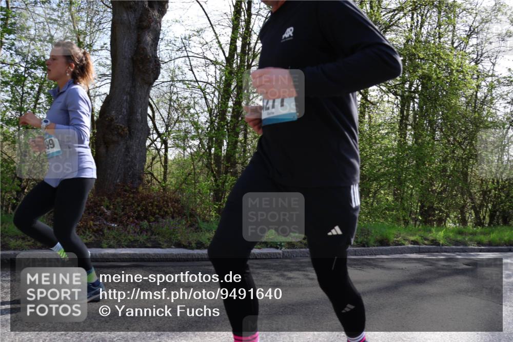 12.04.2026 - 45. Internationalen Wilhelmsburger Insellauf Yannick Fuchs http://msf.ph/oto/9491640 12.04.2026 10:42:22 Laufen 99 meine-sportfotos.de