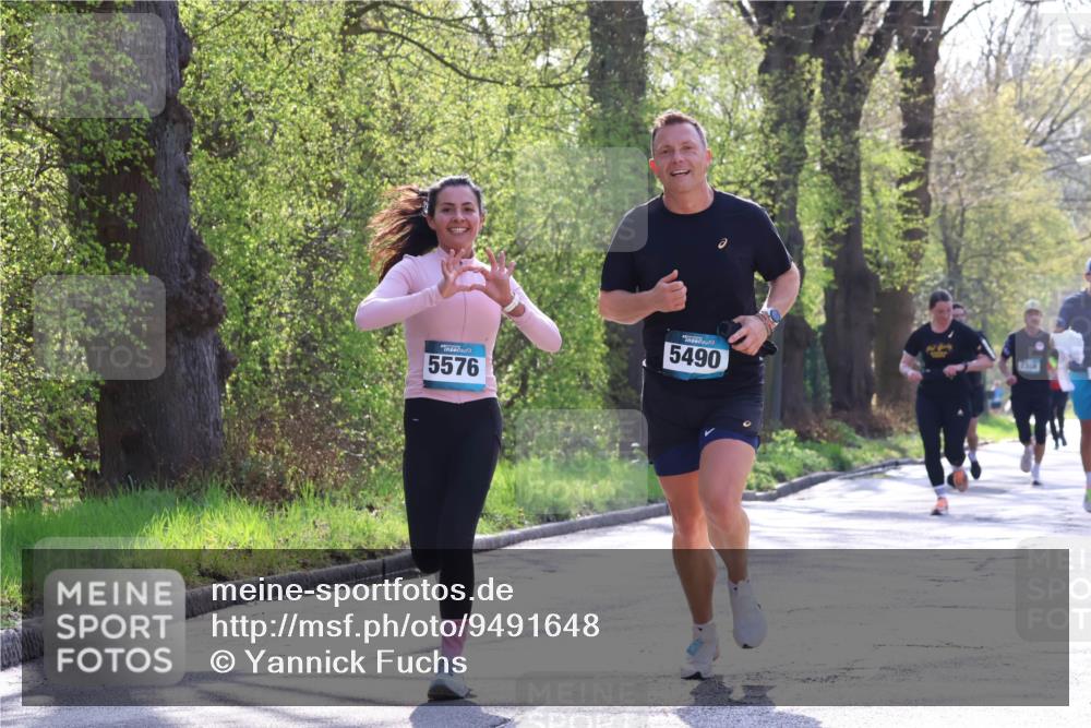12.04.2026 - 45. Internationalen Wilhelmsburger Insellauf Yannick Fuchs http://msf.ph/oto/9491648 12.04.2026 10:42:35 Laufen 5576, 5490 meine-sportfotos.de