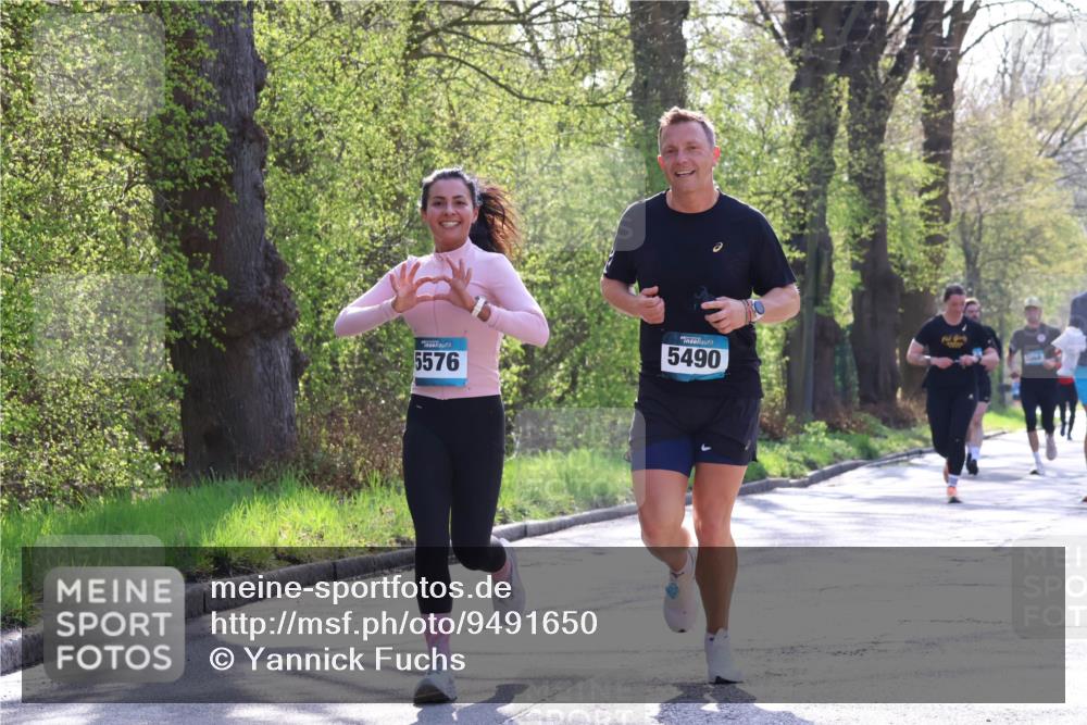 12.04.2026 - 45. Internationalen Wilhelmsburger Insellauf Yannick Fuchs http://msf.ph/oto/9491650 12.04.2026 10:42:35 Laufen 5576, 5490 meine-sportfotos.de
