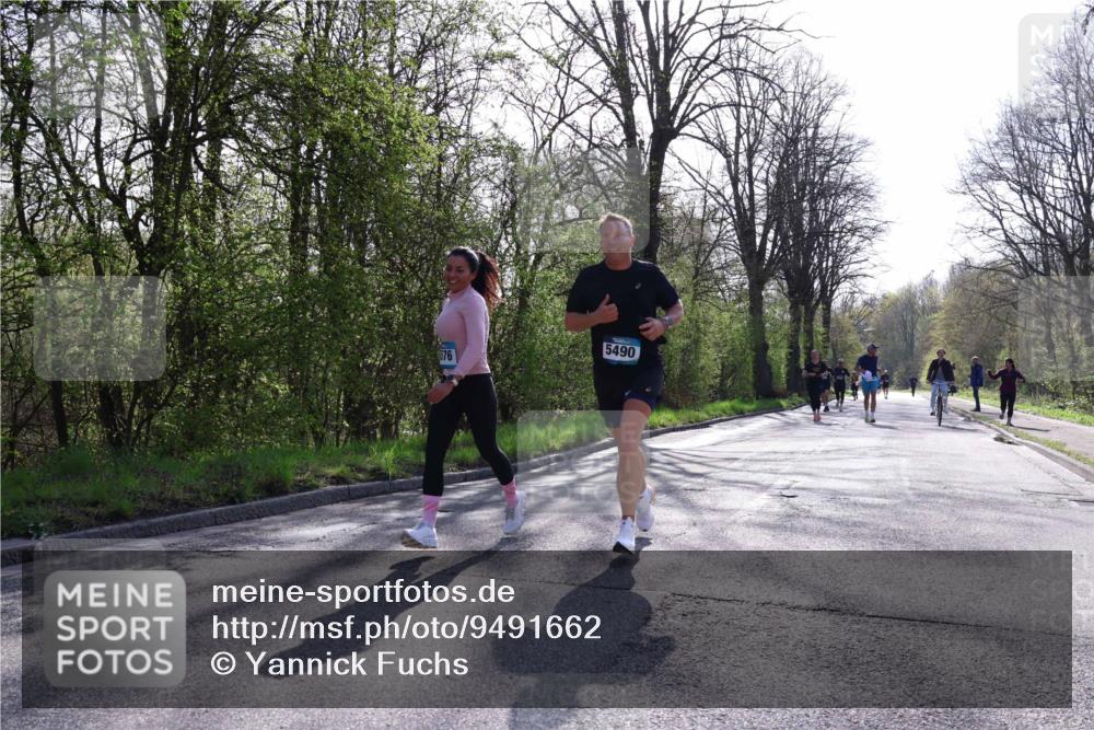 12.04.2026 - 45. Internationalen Wilhelmsburger Insellauf Yannick Fuchs http://msf.ph/oto/9491662 12.04.2026 10:42:37 Laufen 5490, 576 meine-sportfotos.de