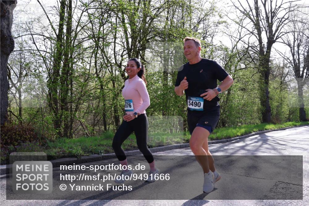 12.04.2026 - 45. Internationalen Wilhelmsburger Insellauf Yannick Fuchs http://msf.ph/oto/9491666 12.04.2026 10:42:37 Laufen 5576, 5490 meine-sportfotos.de