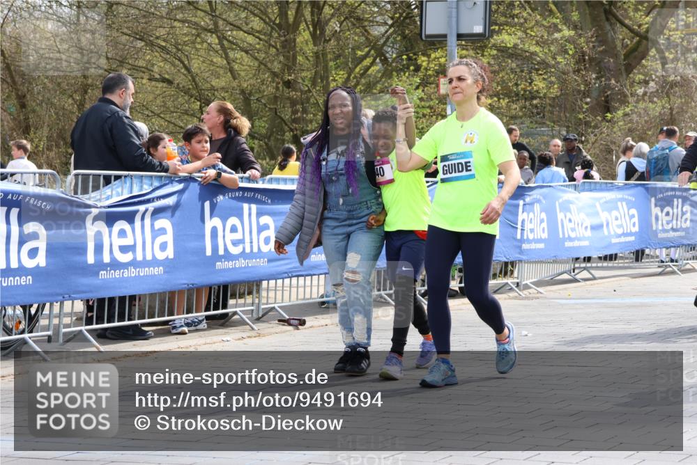 12.04.2026 - 45. Internationalen Wilhelmsburger Insellauf Strokosch-Dieckow http://msf.ph/oto/9491694 12.04.2026 14:56:52 Ziel  meine-sportfotos.de
